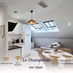 Le Champenois - Cocon Sous Les Toits Apartamento *