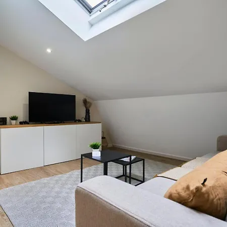 Cosy & Equipe - 5 - Mon Groom Lägenhet *