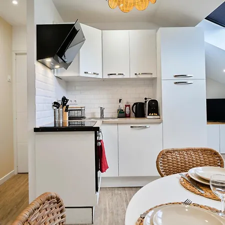 Le Champenois - Cocon Sous Les Toits Apartament *