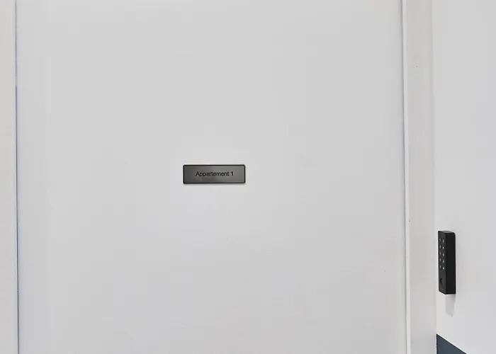 Le Champenois - Cocon Sous Les Toits Διαμέρισμα *