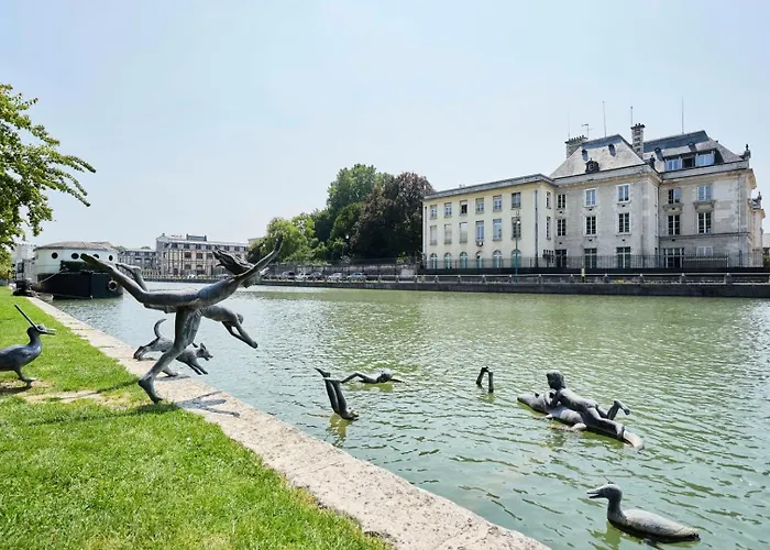 Le Champenois - Cocon Sous Les Toits * Τρουά